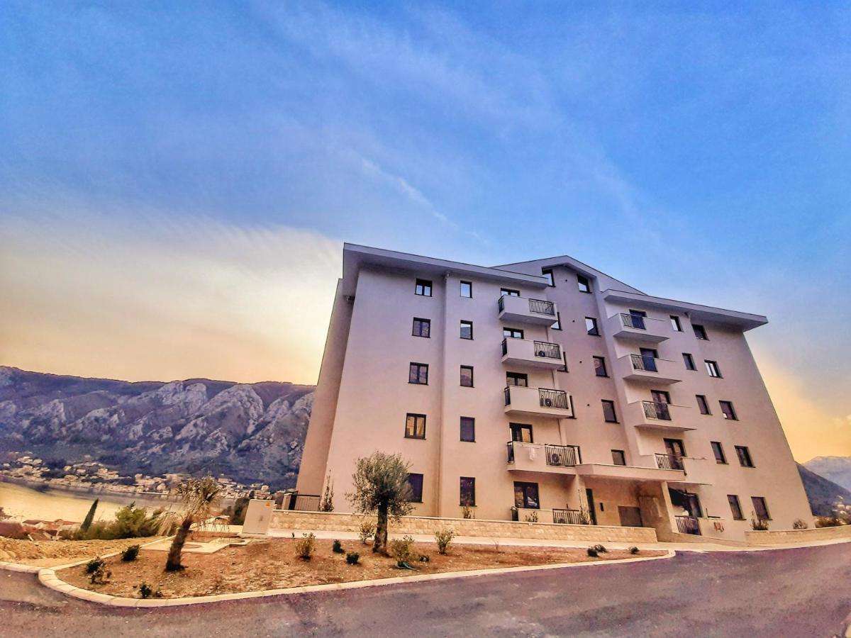 Apartments Panoramica Kotor Exterior photo