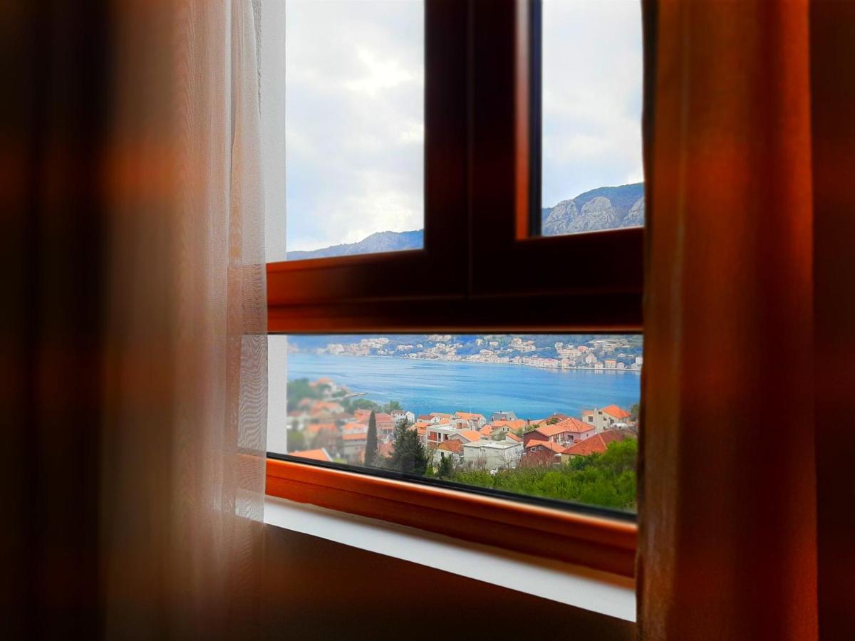 Apartments Panoramica Kotor Exterior photo