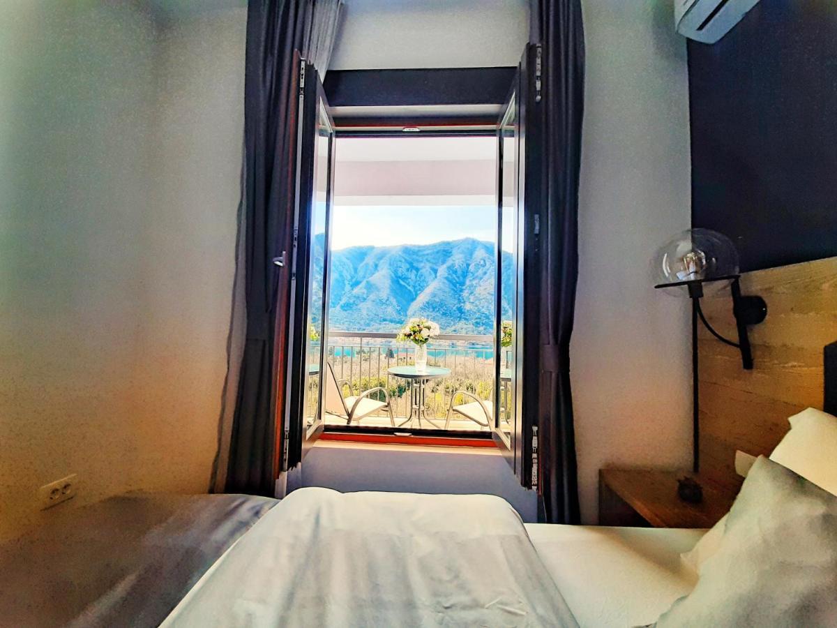 Apartments Panoramica Kotor Exterior photo